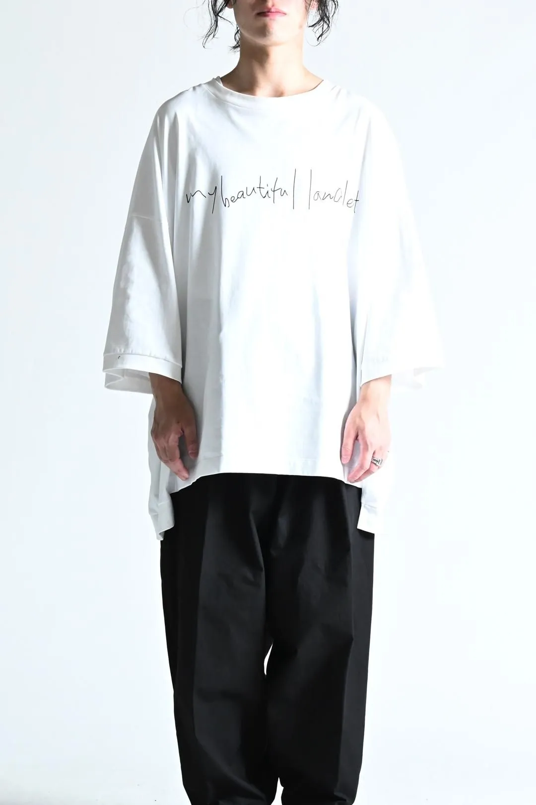 MBLロゴビッグT White Logo